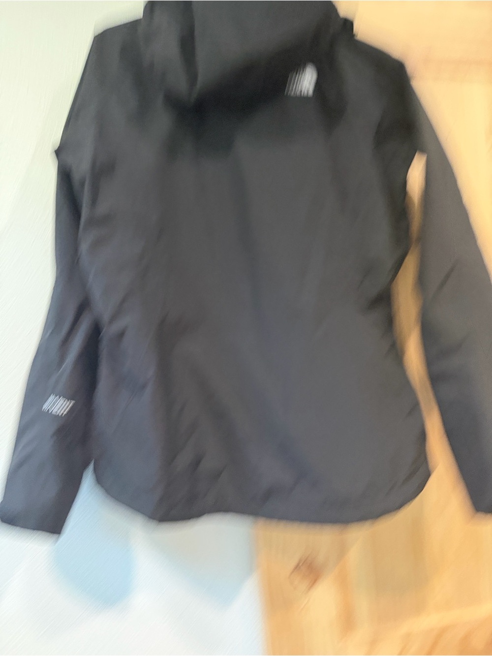 The North Face Black Women's Hooded Ski Jacket - Picture 4 of 6
